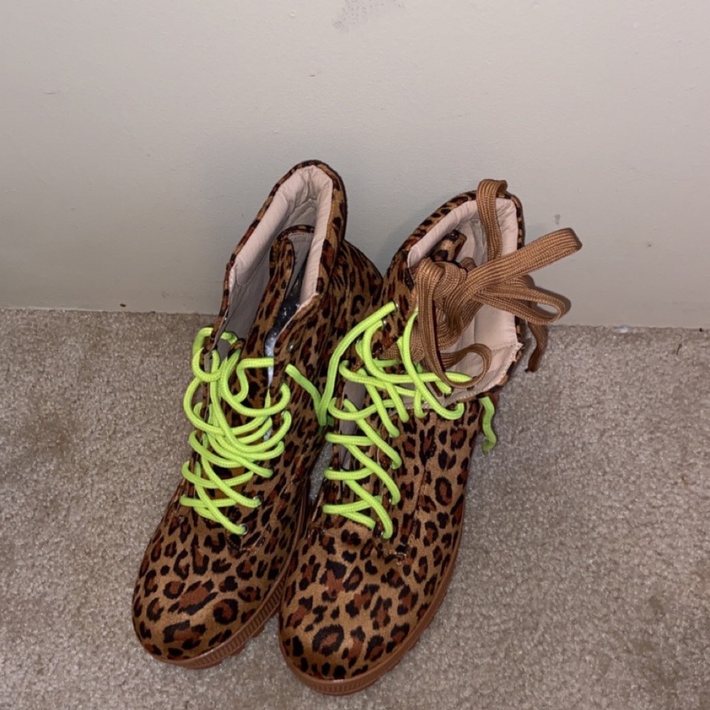 Boots - Picture 2 of 3